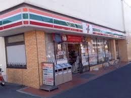キャニオンマンション西台(セブンイレブン板橋坂下3丁目店)