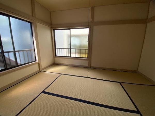 石川荘