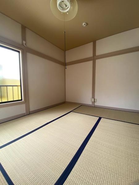 石川荘