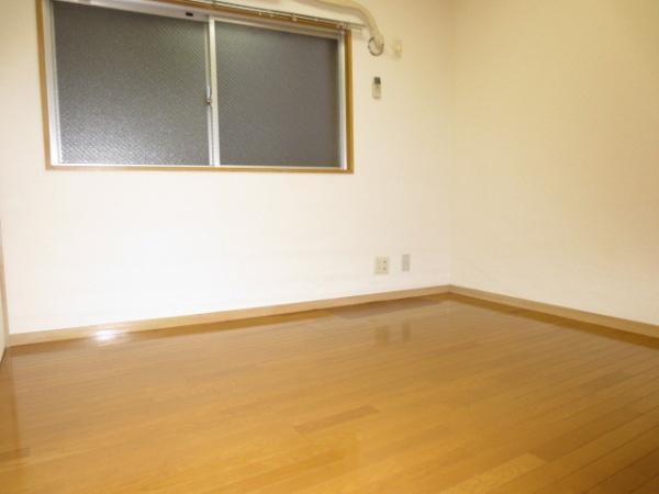 ウェルコート芦川