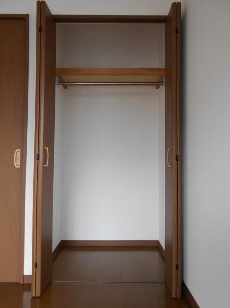 マンション三森