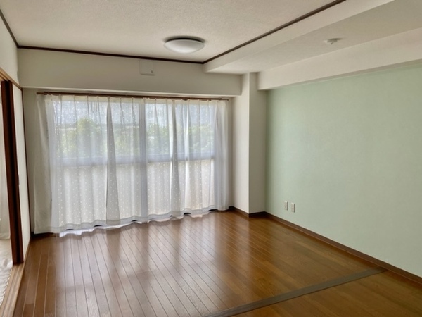 ソレイアード横浜