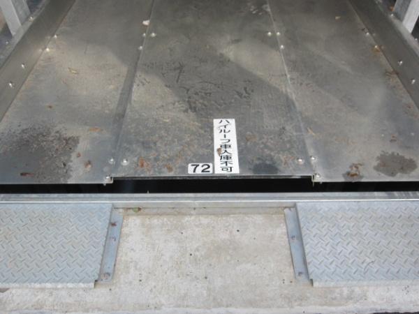 アールブラン横浜仲町台駐車場