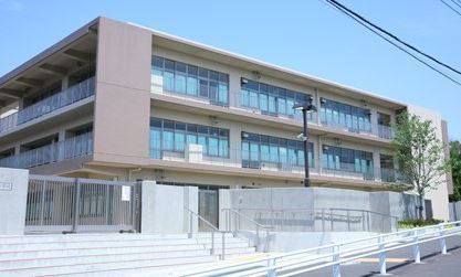 コートドール　E棟(横浜市立早渕中学校)