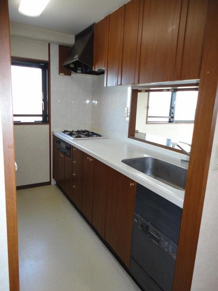 コスモ武蔵浦和クレスト(キッチン)