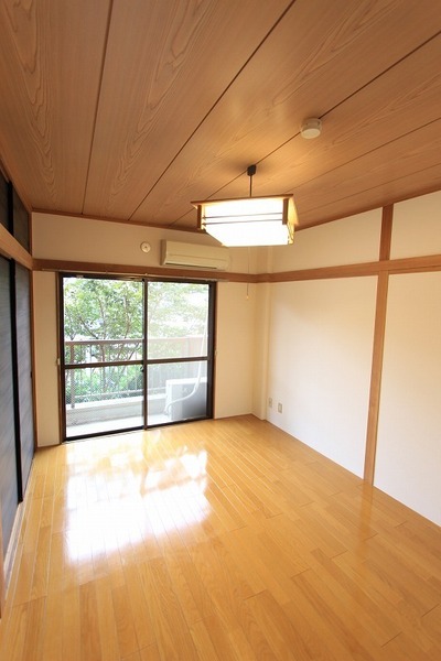 東仲町ハイツ