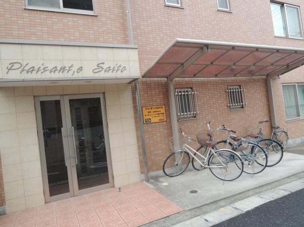 プレザンサイトー(エントランス)