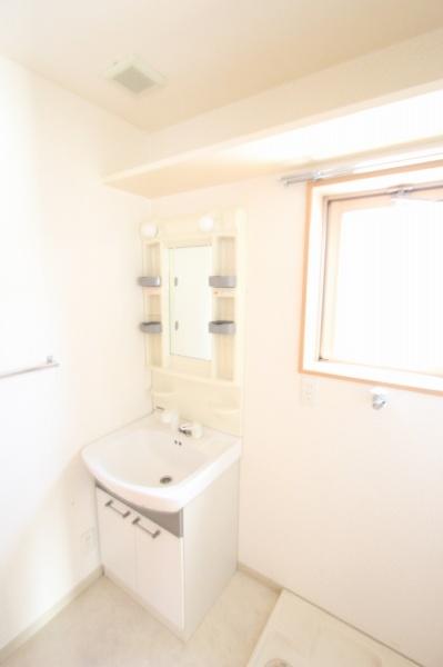 プレザンサイトー(洗面台・洗面所)