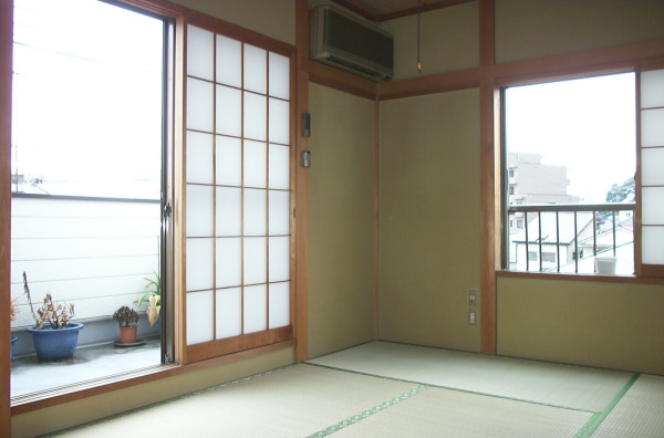 さいたま市浦和区本太１丁目のアパート