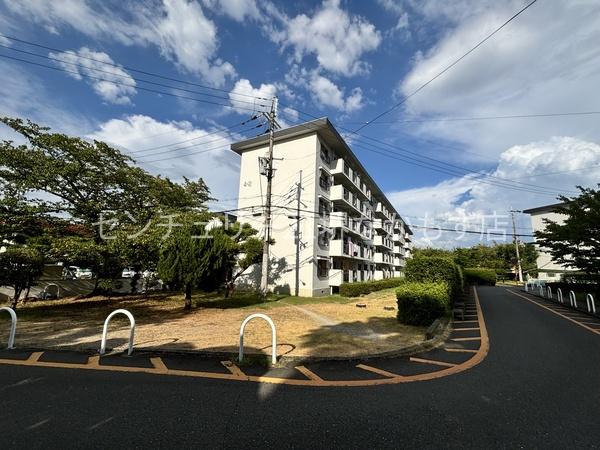泉北原山台団地弐号棟