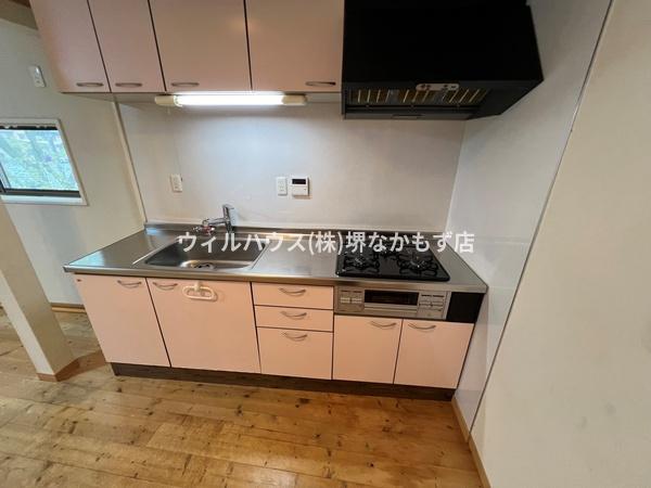 堺市堺区北三国ヶ丘町４丁の住宅付店舗（一戸建）