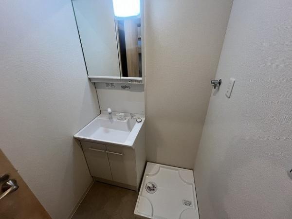 松原市一津屋５丁目のハイツ