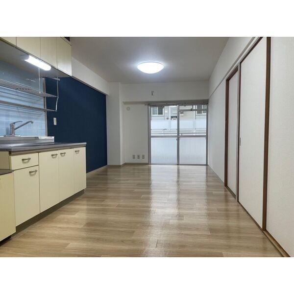 シャルマン徳川