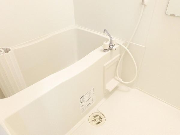 シャルト