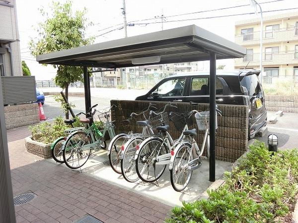 イーストヴィラ