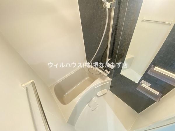 ジーイーヌフ