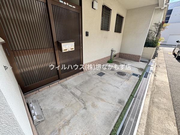 引野町２丁貸家