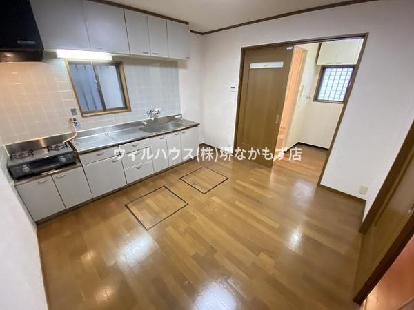 引野町２丁貸家