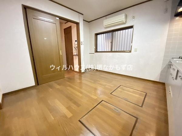 引野町２丁貸家