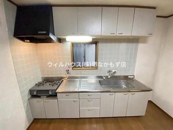 引野町２丁貸家