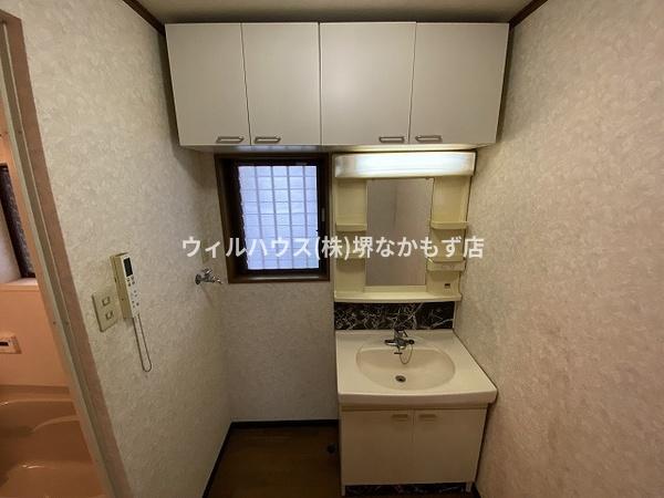 引野町２丁貸家