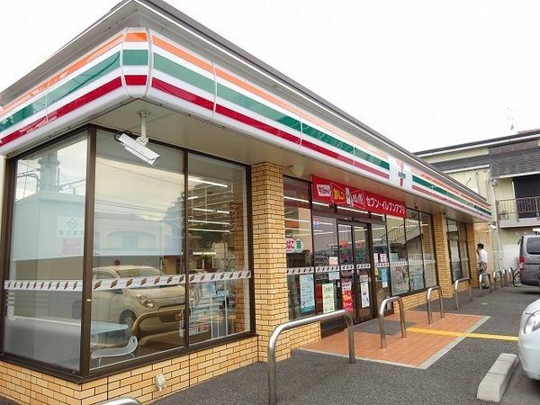 メゾンエスト(セブンイレブン堺大鳥大社前店)