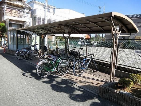 グレース岸田