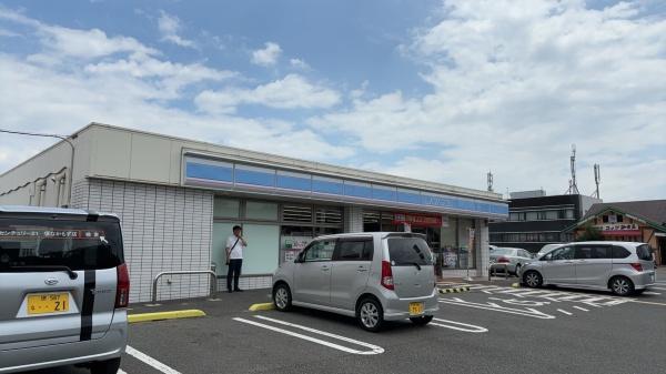 サニーコートＭ(ローソン堺宮山台店)