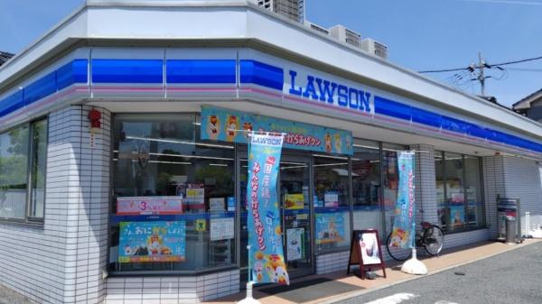 ホフケ羽衣E棟(ローソン高石千代田2丁目店)
