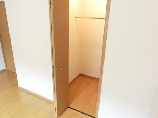 ドミール旭Ｂ棟