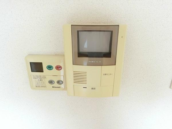 ドミール旭Ｂ棟