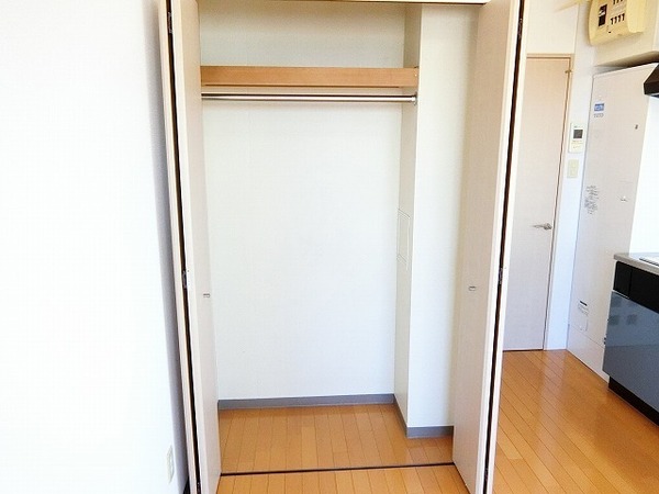 ＲＯＹＡＬ　ＭＡＩＳＯＮ　ＮＡＫＡＯ