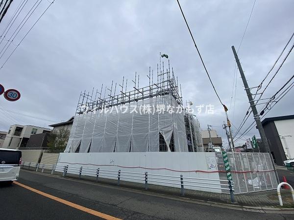 堺市北区北花田町４丁のアパート
