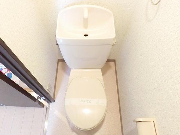 フジパレス草尾