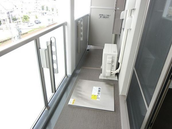 メゾン材木町