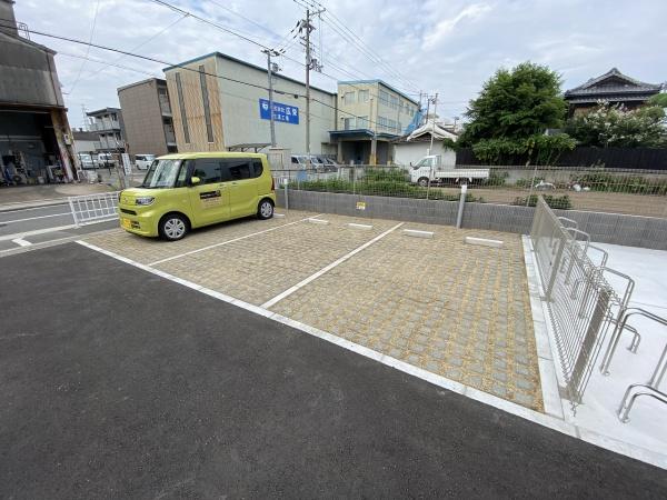 ジーイーシス