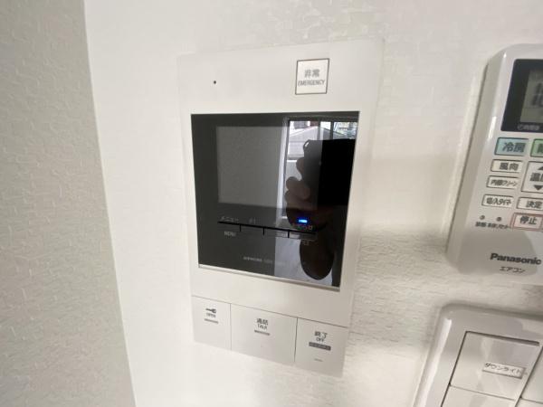 ジーイーシス