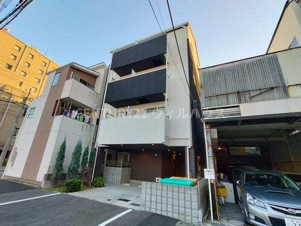 エヌエムスワサントサンク