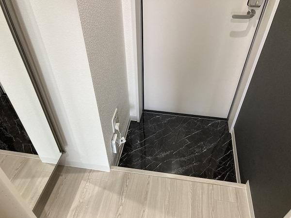 エヌエムスワサントトゥレーズ