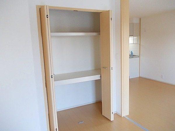 サンハイツ
