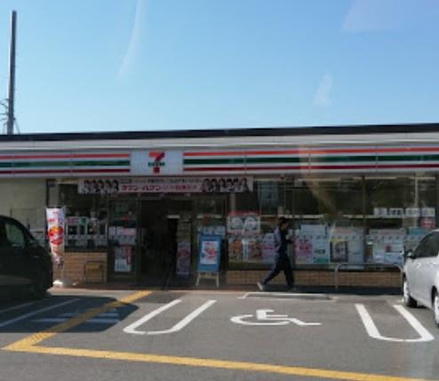 Ａｚｕｒ(セブンイレブン堺真福寺店)