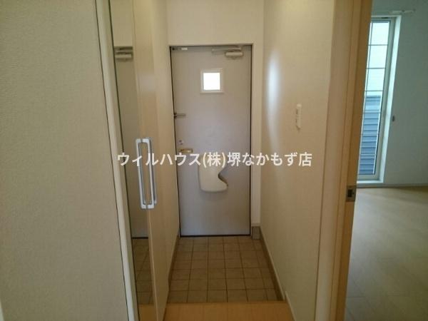 上参番館