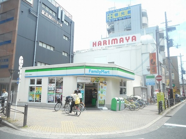 フジパレス三国ヶ丘1番館(ファミリーマート京屋三国ヶ丘駅前店)