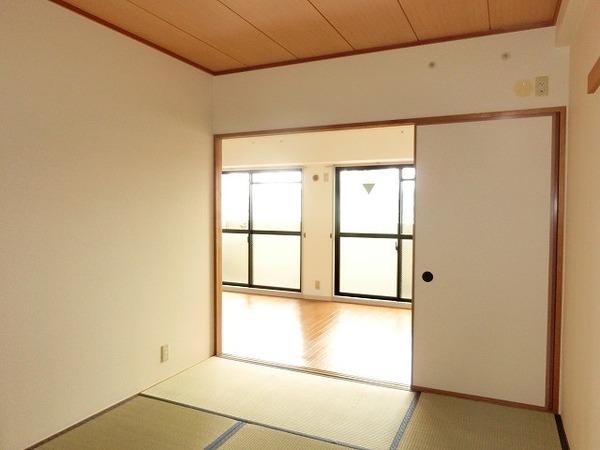 カサレスなかもず