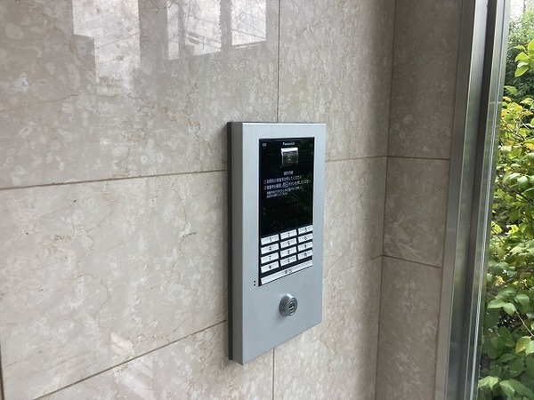 和泉市伯太町１丁目のマンション