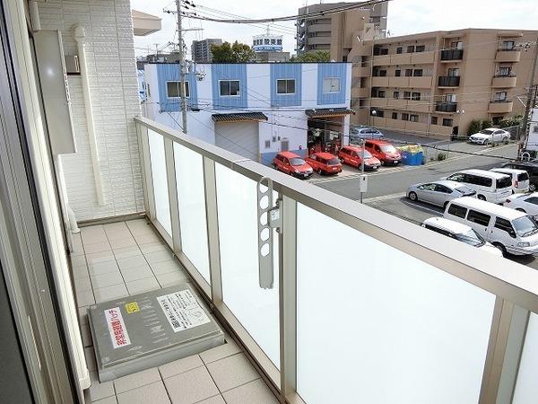 シャーメゾン　ドエル