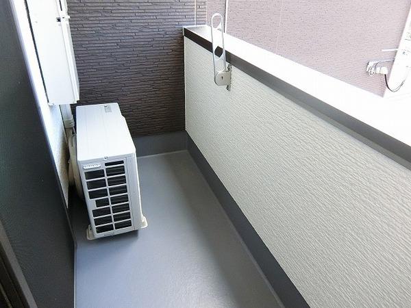 ノースフィールド北花田１