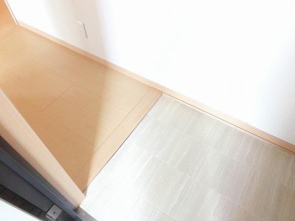 サンフィールド　２棟