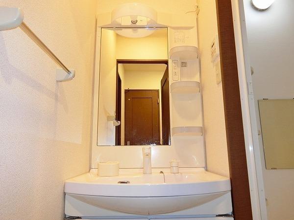 ラパス高倉台３番館