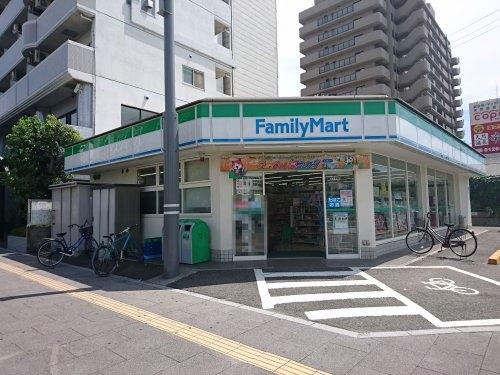 ラフォーレ中之町(ファミリーマート京屋宿院店)